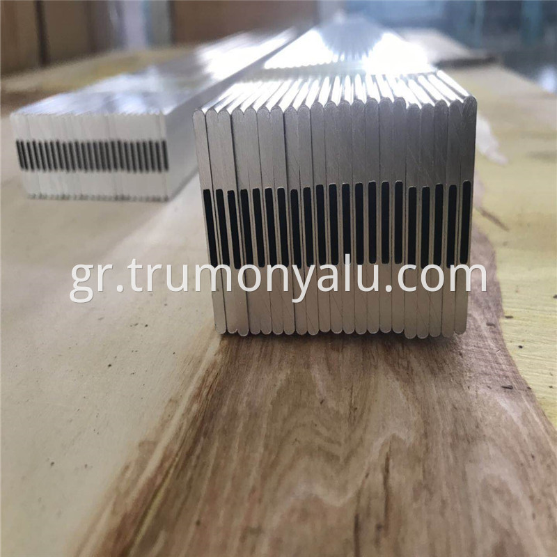 Aluminum Channel Tube0179